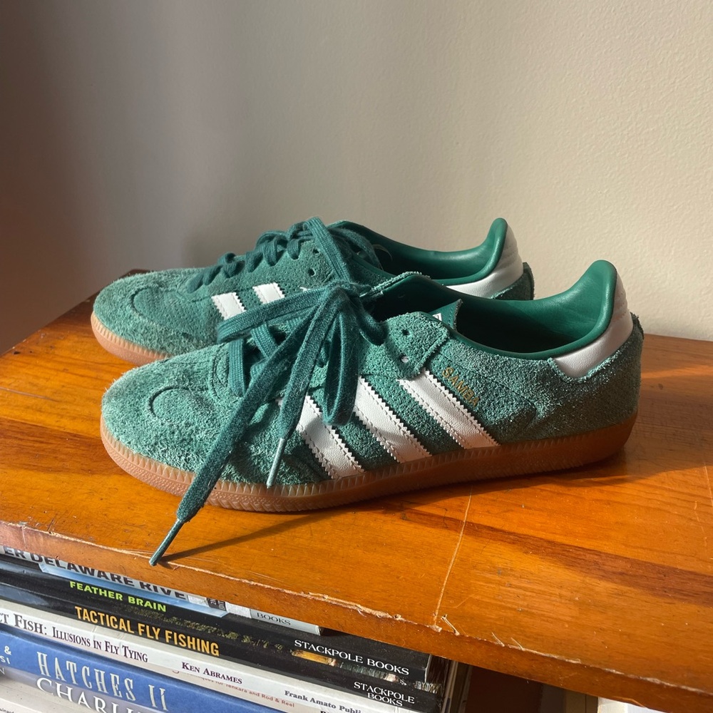 ADIDAS Samba OG Collegiate Green Gum Sneakers - EUC 7 men’s 8/8.5 women’s US